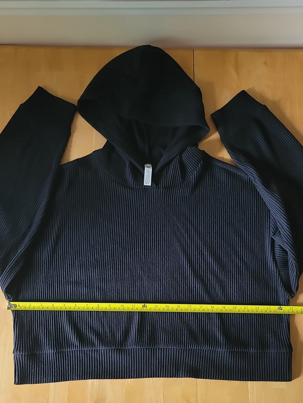 ALO Yoga Muse Hoodie In Black L